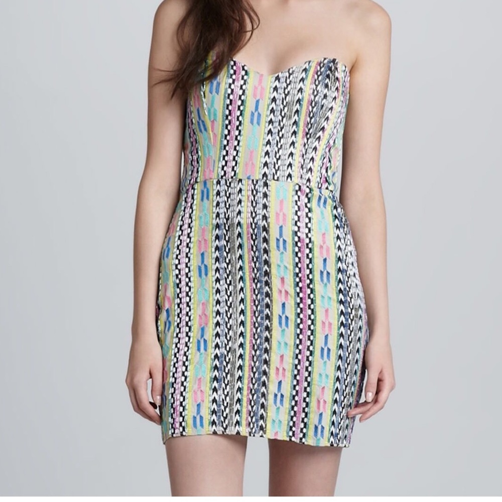 NWT Parker Beaded Embellished Sequin Strapless Dress MultiColor Tribal, Medium